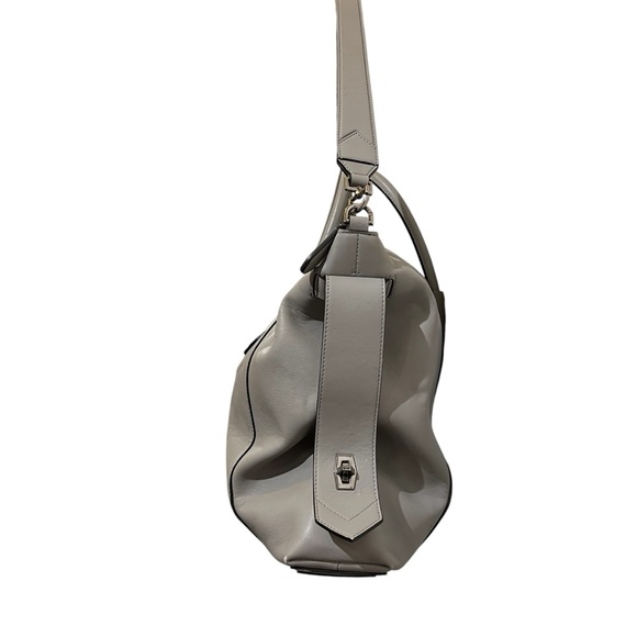 Givenchy Medium Antigona Soft Calfskin Zip Top Tote Bag - Picture 6 of 12